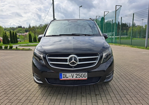 Mercedes-Benz Klasa V cena 159000 przebieg: 197000, rok produkcji 2017 z Zgorzelec małe 631